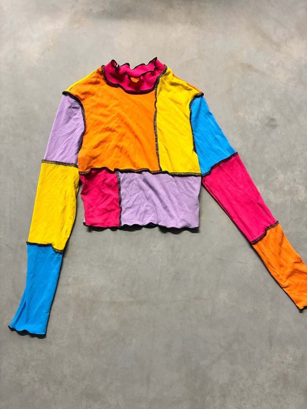 SHEIN Multicolor Colorblock Patchwork Long Sleeve Crop Top with Lettuce Trim Siz